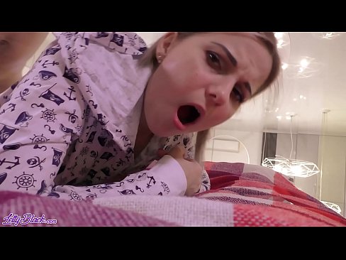 ❤️ Сексуалдуу апа карлыгач жана прегистайл секс - кончуг жакын ❤ Үйдөгү порно боюнча бизде ☑